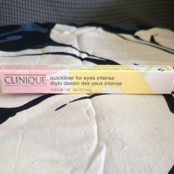 🧁NIB Clinique Quickliner For Eyes🧁 - Picture 3 of 5